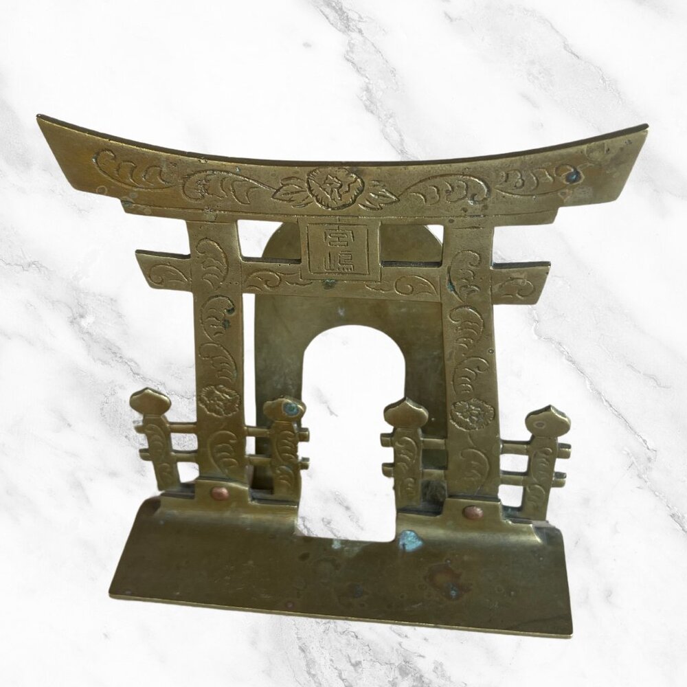 Brass Bookend napkin holder Vintage Brass Gold Asian